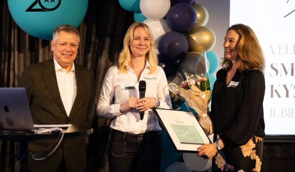 Tre sterke prisvinnere under jubileumskonferansen i Bergen